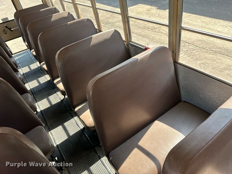 image for item NY9262 2000 Thomas  school bus