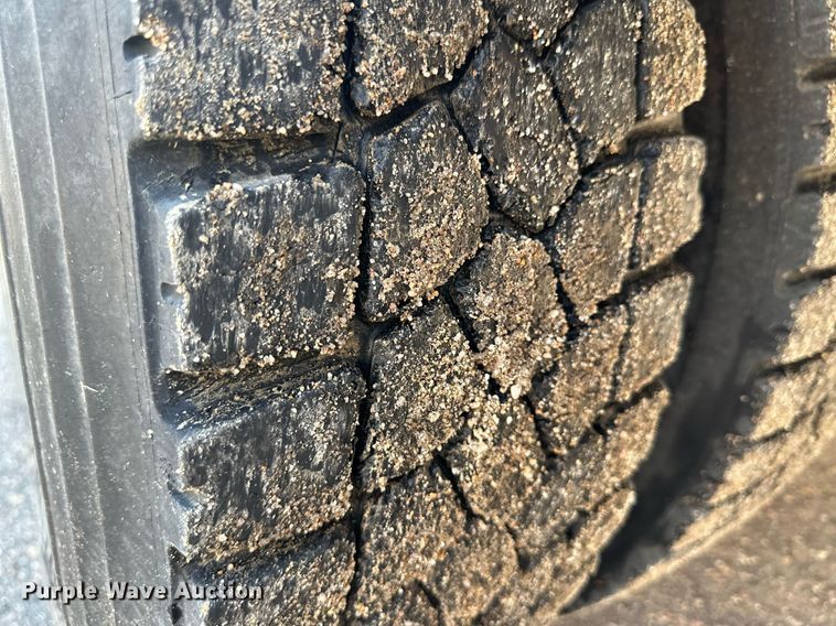 image for item NY9262 2000 Thomas  school bus