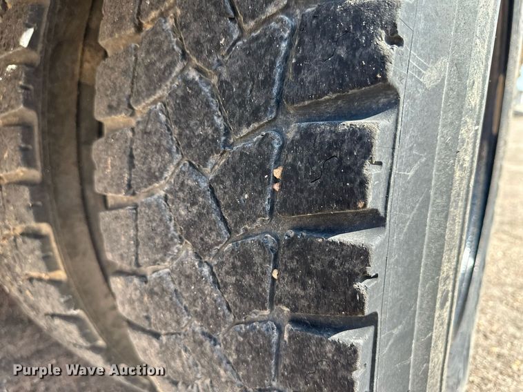 image for item NY9262 2000 Thomas  school bus