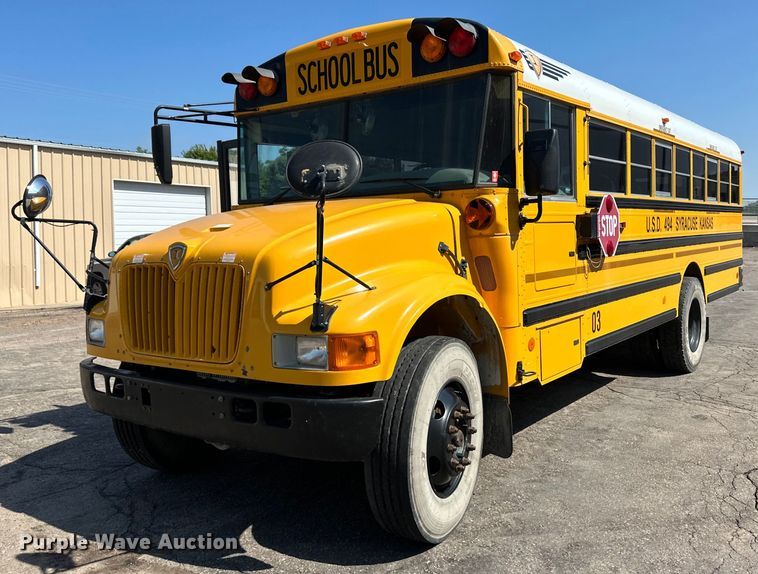 image for item NY9263 2004 International 3000  school bus