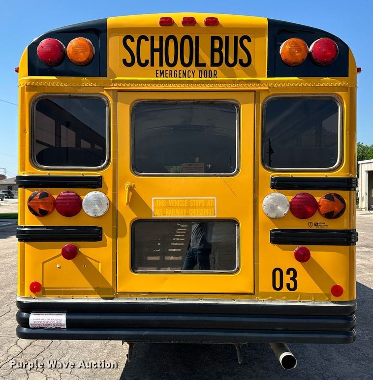 image for item NY9263 2004 International 3000  school bus