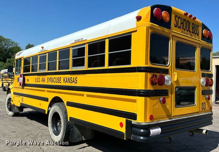 image for item NY9263 2004 International 3000  school bus
