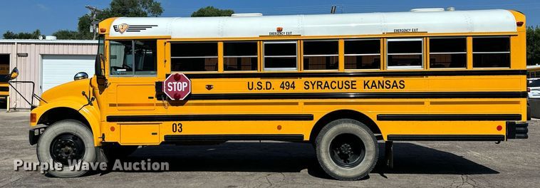 image for item NY9263 2004 International 3000  school bus