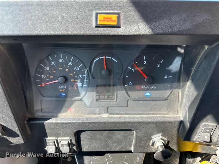 image for item NY9264 2000 Blue Bird TC2000  school bus