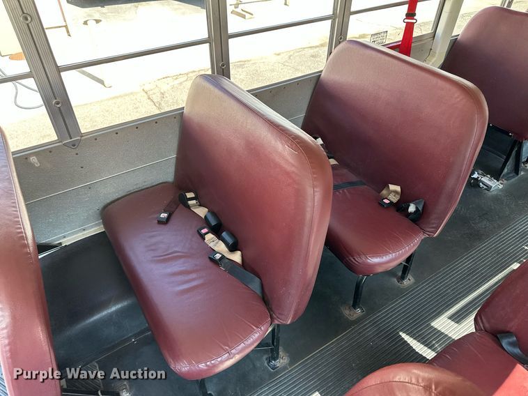 image for item NY9264 2000 Blue Bird TC2000  school bus