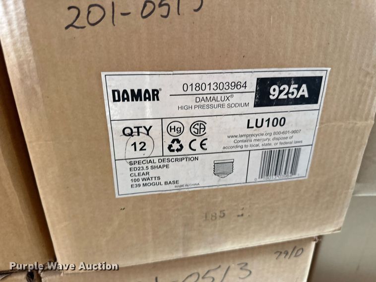 image for item NY9266 Pallet of light bulbs