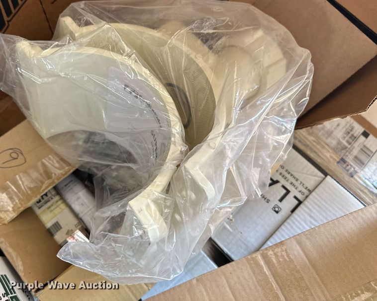 image for item NY9268 Pallet of plumbing supplies