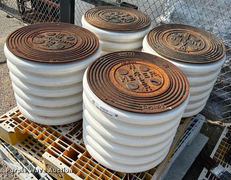 image for item NY9270 (4) plastic water meter covers