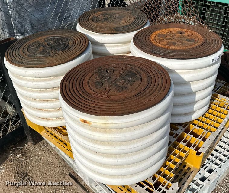 image for item NY9270 (4) plastic water meter covers