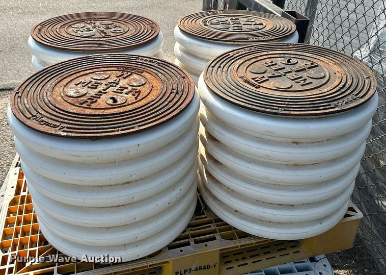 image for item NY9270 (4) plastic water meter covers