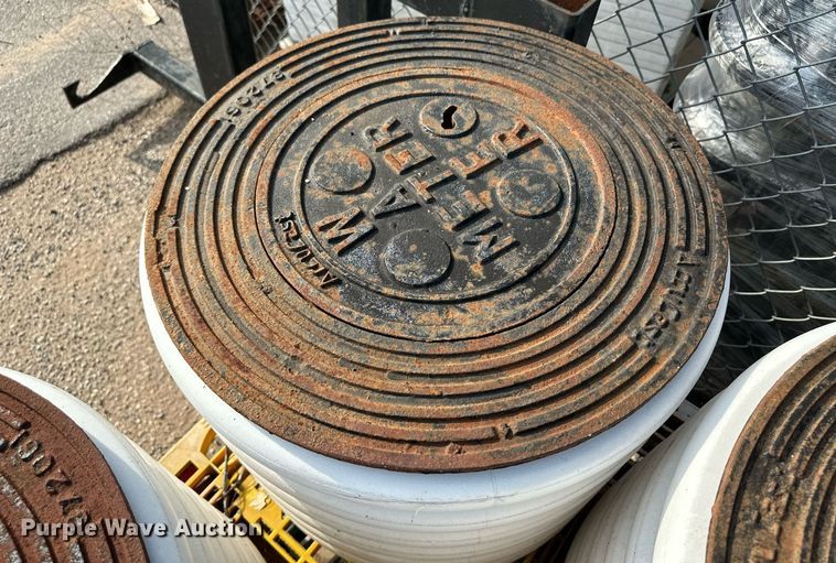 image for item NY9270 (4) plastic water meter covers