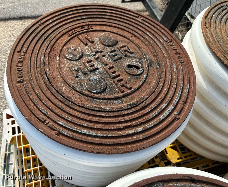 image for item NY9270 (4) plastic water meter covers