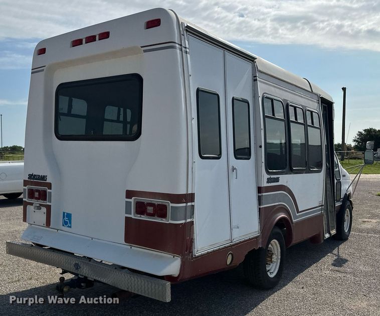 image for item NY9275 1995 Ford E350  shuttle bus