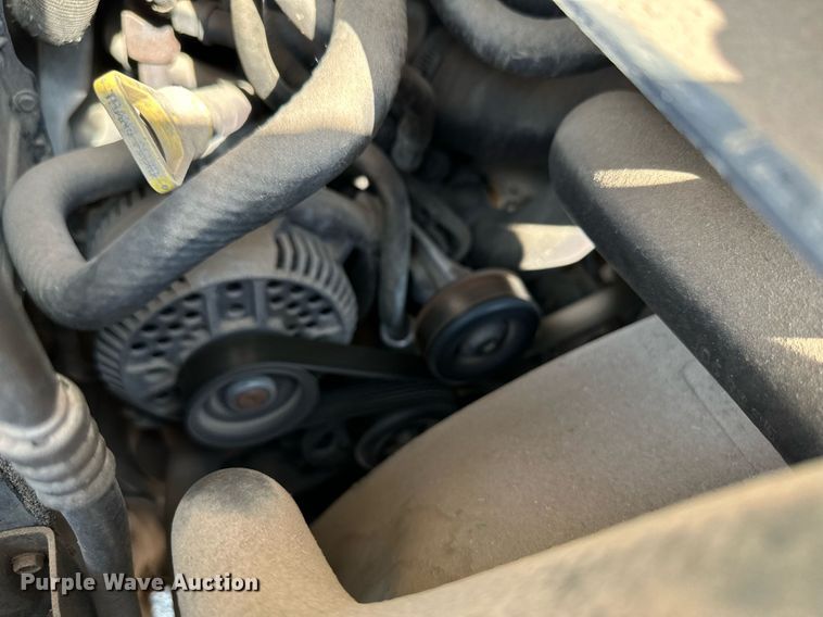 image for item NY9275 1995 Ford E350  shuttle bus