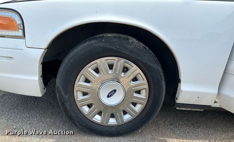 image for item NY9276 2003 Ford Crown Victoria Police Interceptor