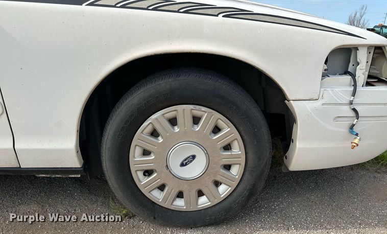 image for item NY9276 2003 Ford Crown Victoria Police Interceptor