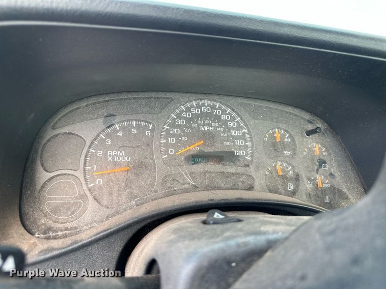 image for item NY9277 2003 Chevrolet Silverado 1500  pickup truck