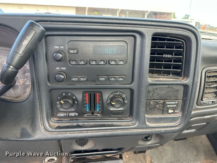 image for item NY9277 2003 Chevrolet Silverado 1500  pickup truck