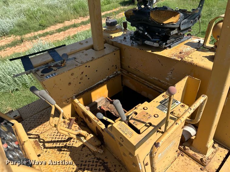 image for item NY9279 Dresser TD-12  dozer