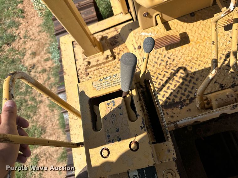 image for item NY9279 Dresser TD-12  dozer