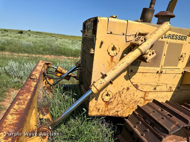 image for item NY9279 Dresser TD-12  dozer