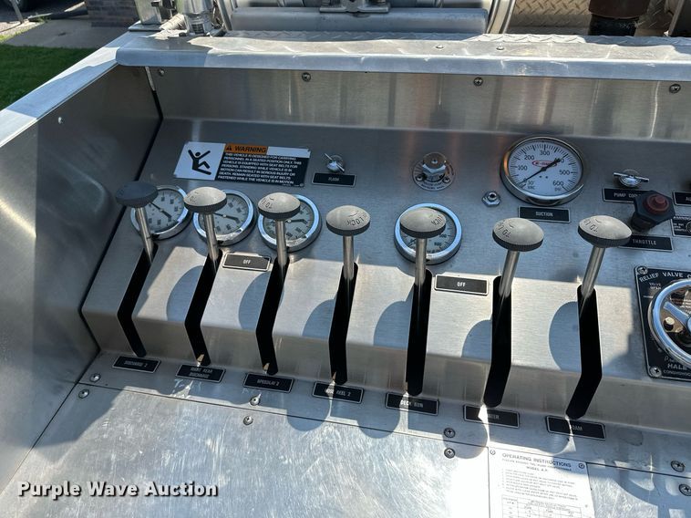 image for item NY9280 1992 E-One  pumper fire truck