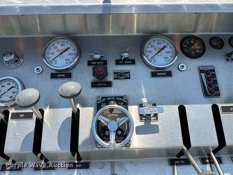 image for item NY9280 1992 E-One  pumper fire truck