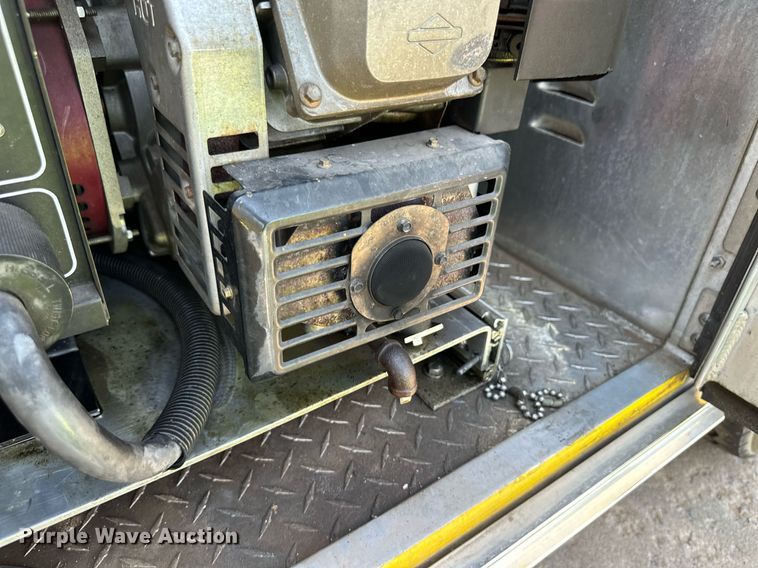 image for item NY9280 1992 E-One  pumper fire truck