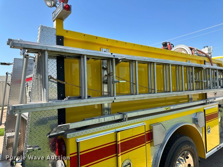 image for item NY9280 1992 E-One  pumper fire truck