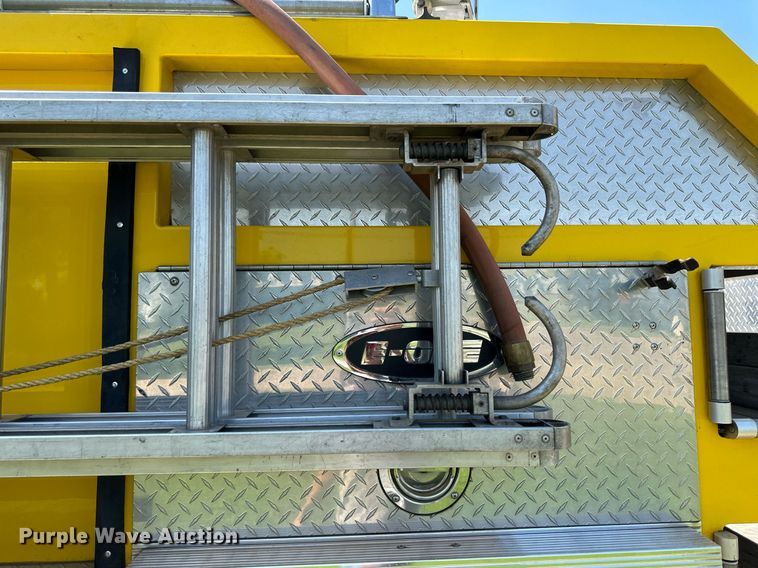 image for item NY9280 1992 E-One  pumper fire truck