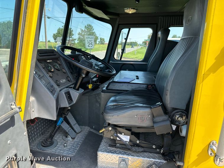 image for item NY9280 1992 E-One  pumper fire truck