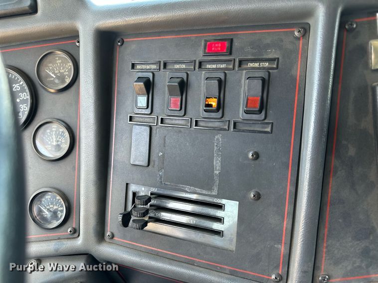 image for item NY9280 1992 E-One  pumper fire truck