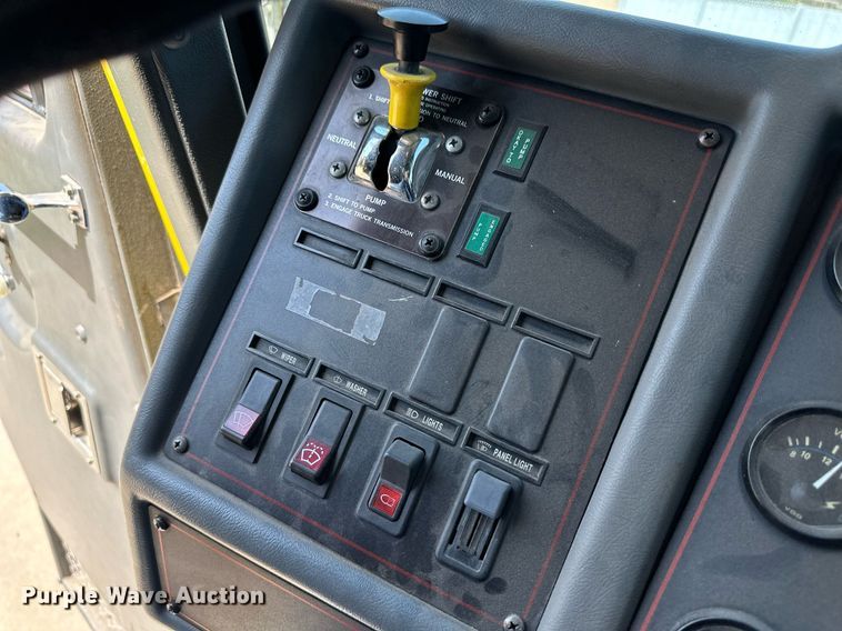 image for item NY9280 1992 E-One  pumper fire truck