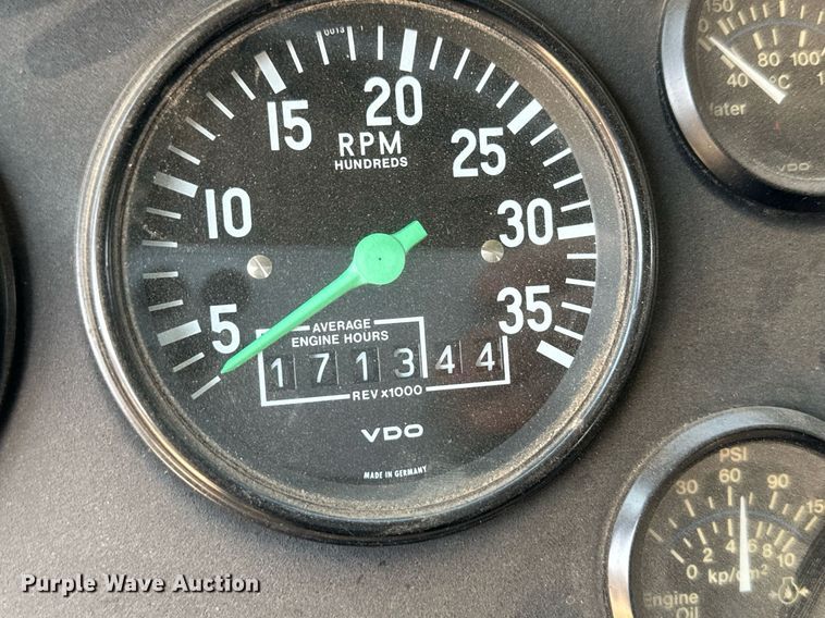 image for item NY9280 1992 E-One  pumper fire truck