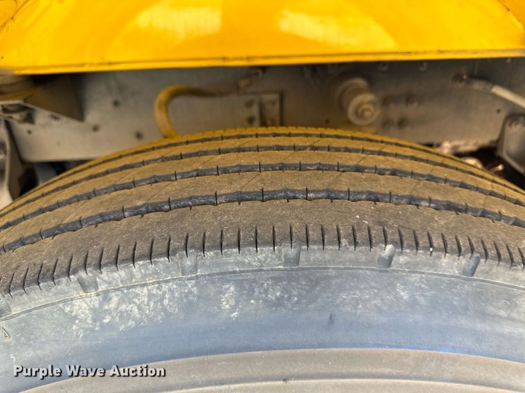 image for item NY9280 1992 E-One  pumper fire truck