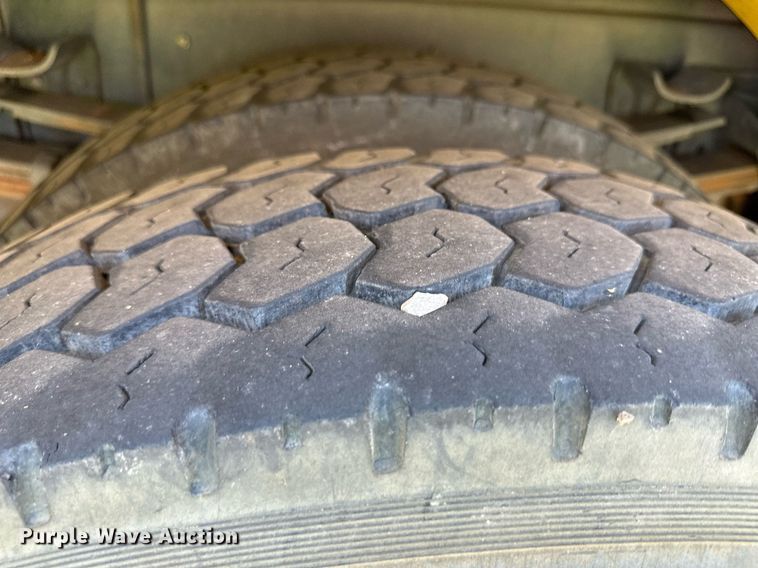 image for item NY9280 1992 E-One  pumper fire truck