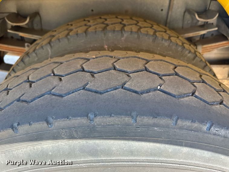 image for item NY9280 1992 E-One  pumper fire truck