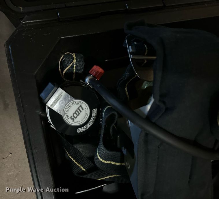 image for item NY9281 (4) Scott SCBA apparatus