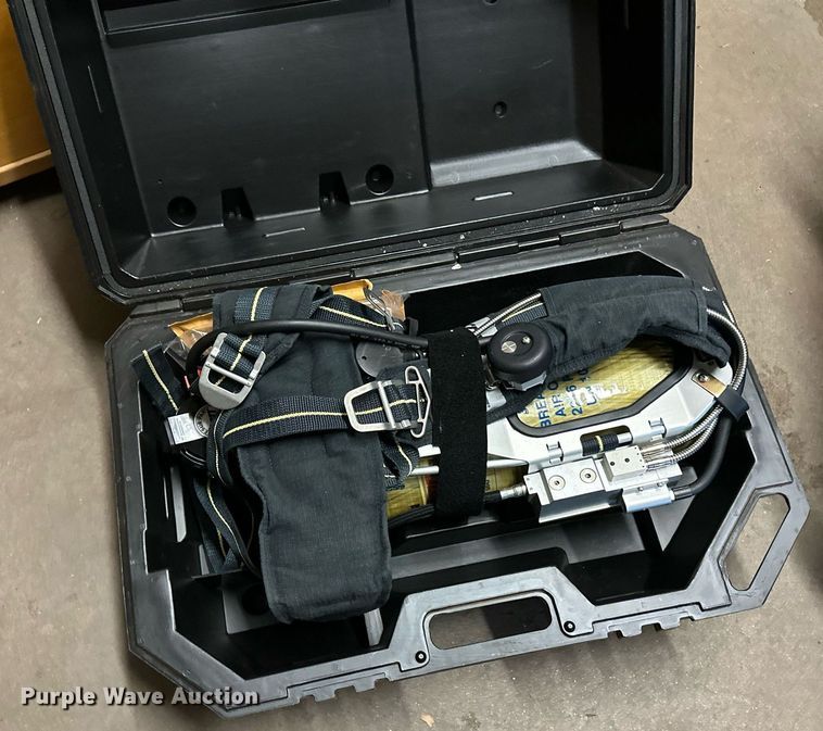 image for item NY9281 (4) Scott SCBA apparatus