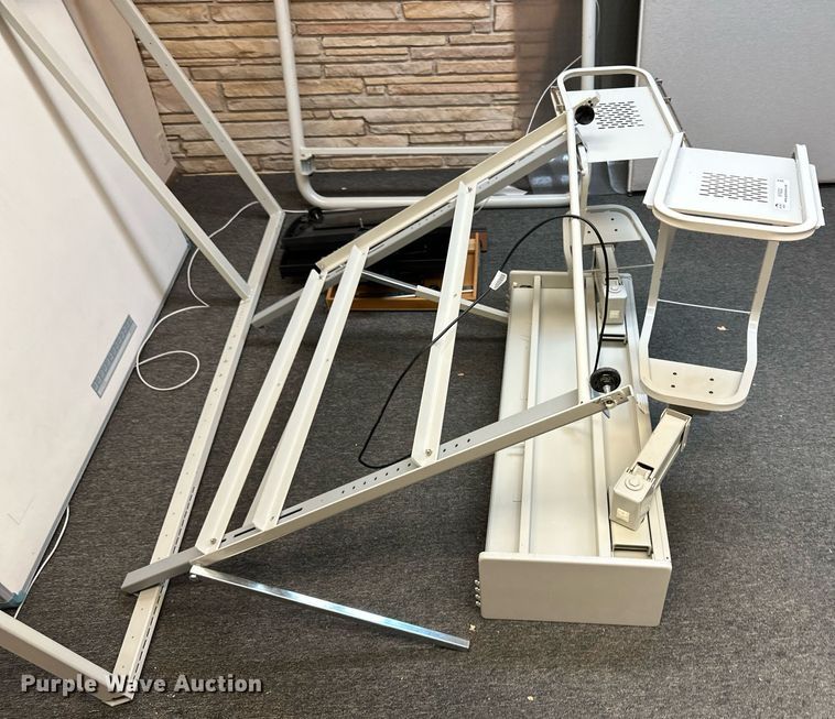 image for item NY9282 Drafting table