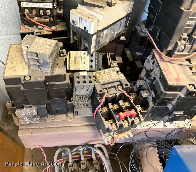 image for item NY9284 Electronics