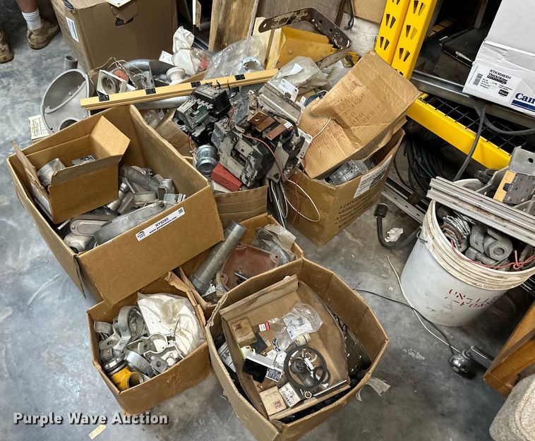 image for item NY9285 Electrical equipment