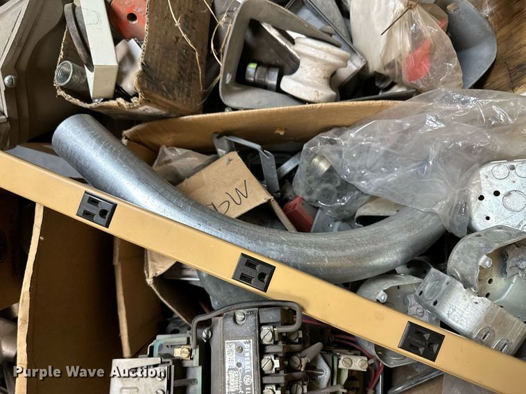 image for item NY9285 Electrical equipment