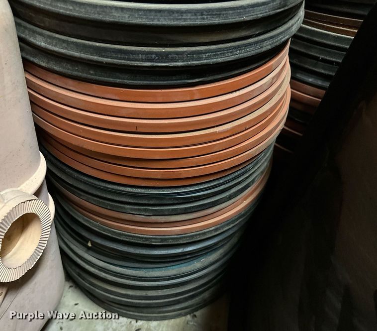 image for item NY9286 Approximately 100 traffic light lenses