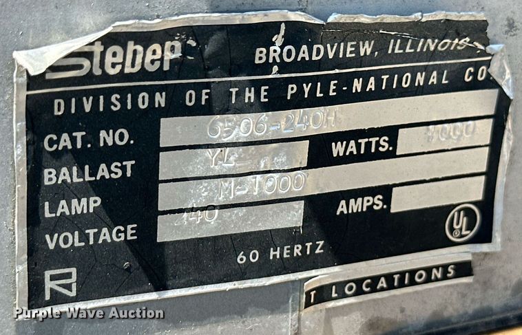 image for item NY9289 (2) Steber light fixtures