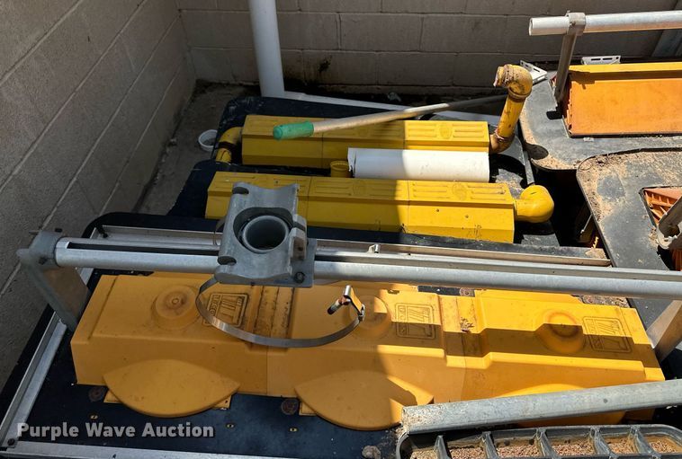 image for item NY9290 (19) traffic lights