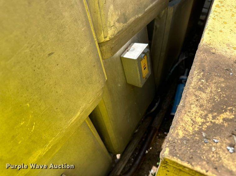 image for item NY9291 (8) breakaway pole bases