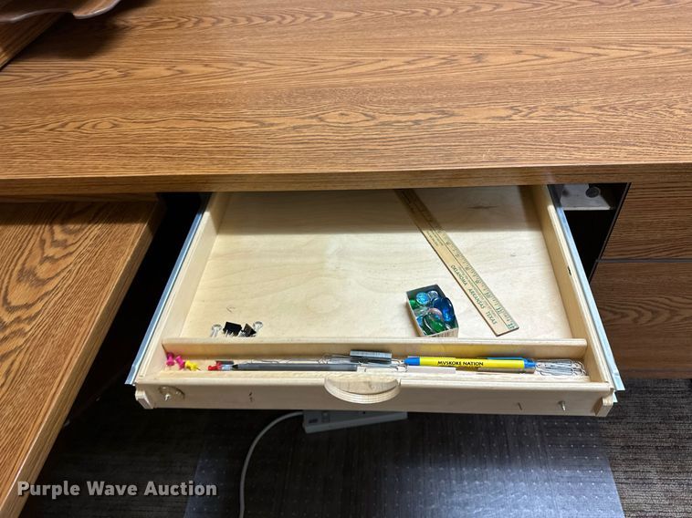 image for item OC9055 Furniture