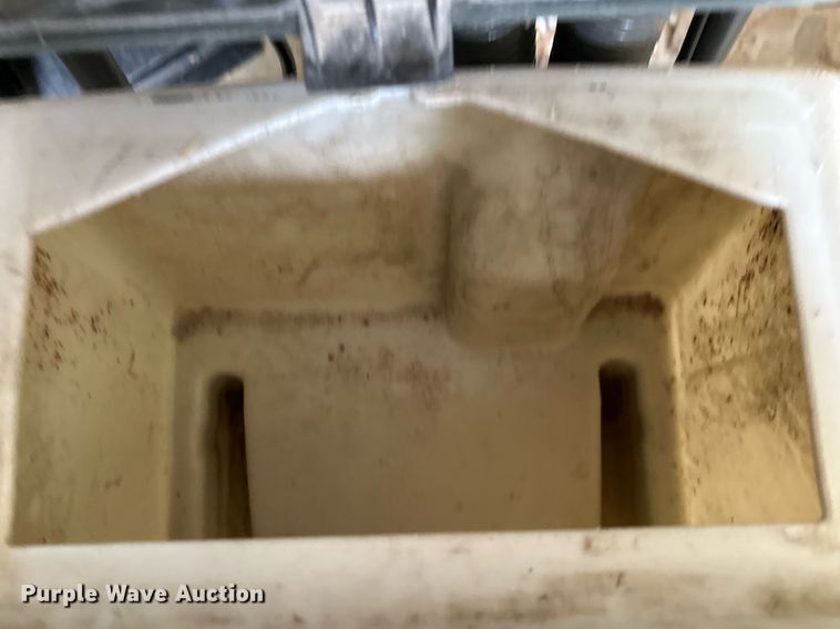 image for item OC9058 Office supplies