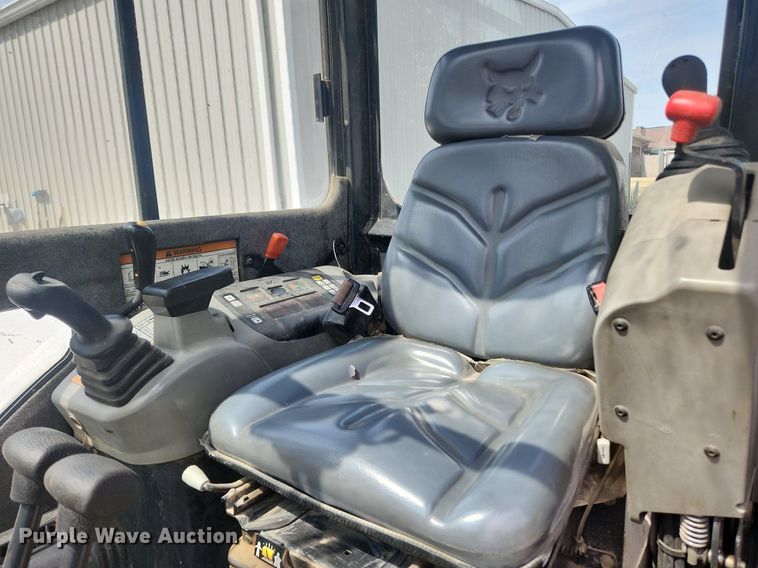 image for item OK9551 Bobcat 430 ZHS FastTrack  mini excavator